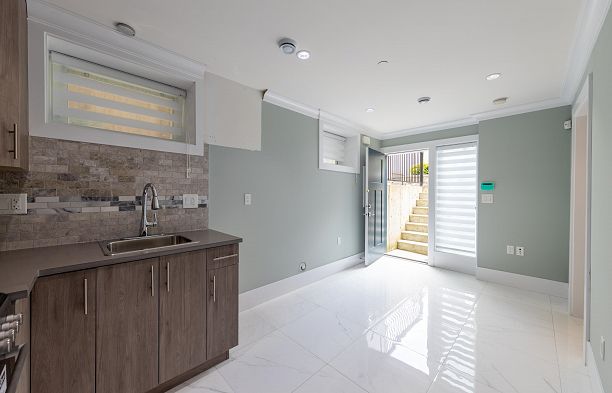 6530 Angus Drive South Granville