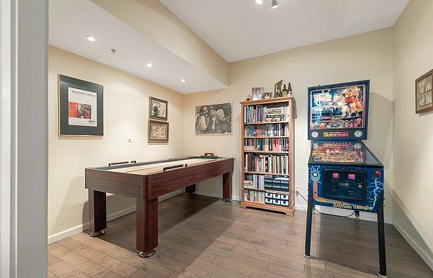1490 Hornby Street Yaletown