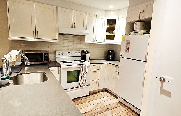 2214 W 14th Avenue Kitsilano