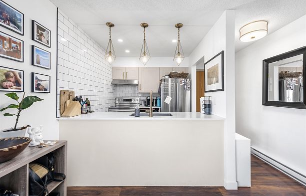 306 1365 W 4th Avenue False Creek
