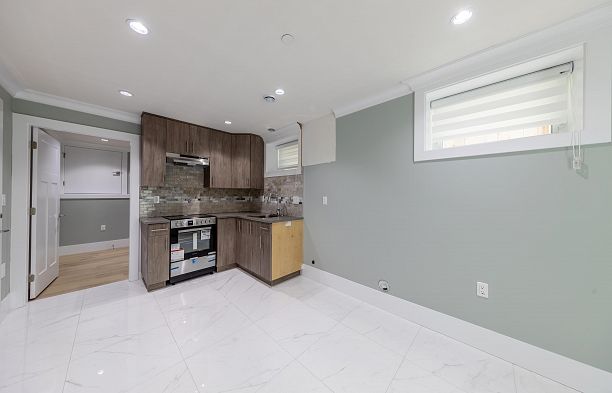 6530 Angus Drive South Granville