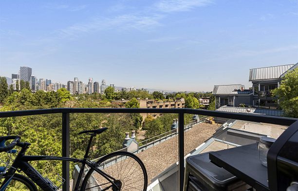 306 1365 W 4th Avenue False Creek