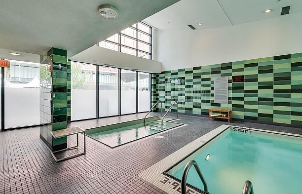503 8 Smithe Mews Yaletown