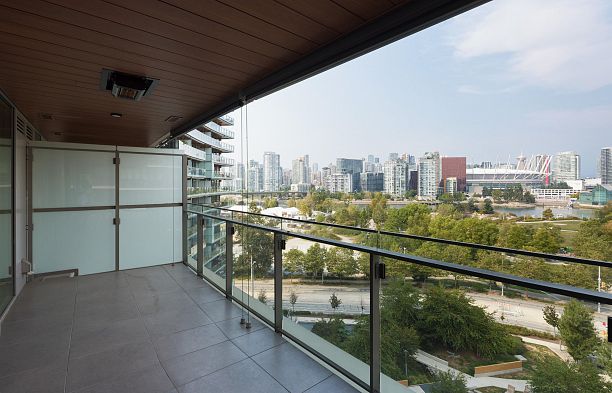 1013 1768 Cook Street False Creek