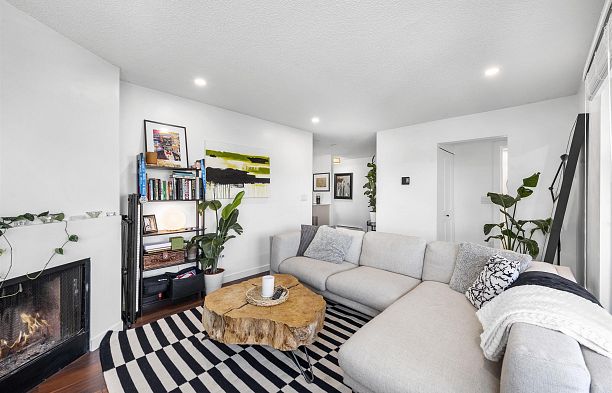 306 1365 W 4th Avenue False Creek