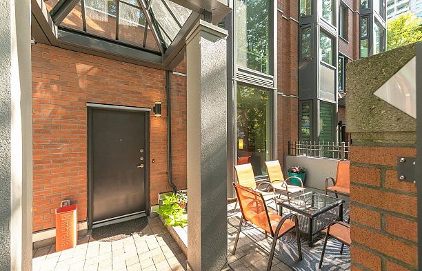 1490 Hornby Street Yaletown