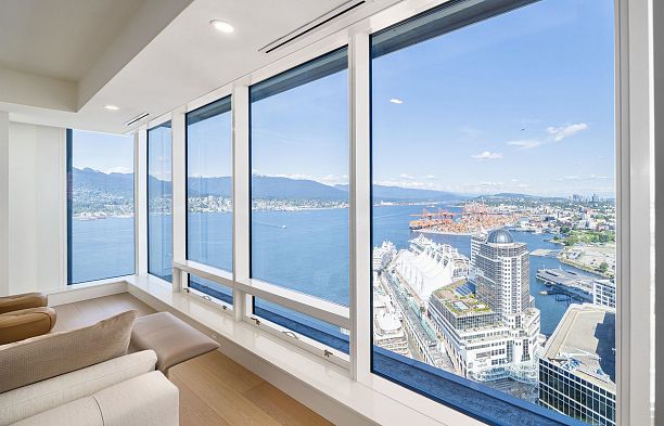 4102 1011 W Cordova Street Coal Harbour