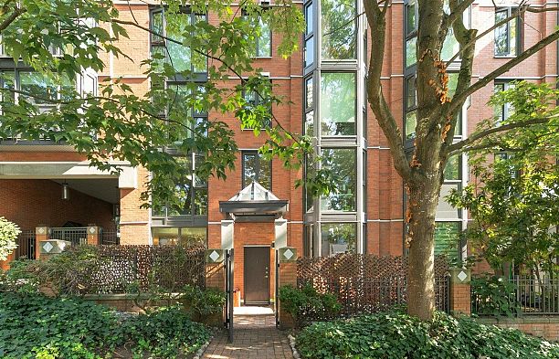 1490 Hornby Street Yaletown