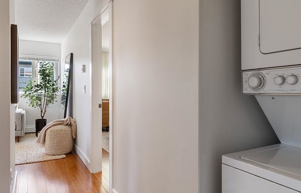 304 998 W 19th Avenue Cambie