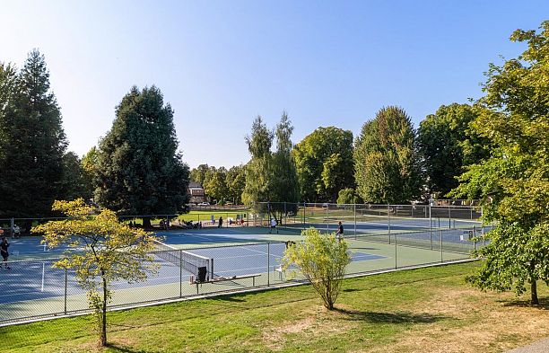 304 998 W 19th Avenue Cambie
