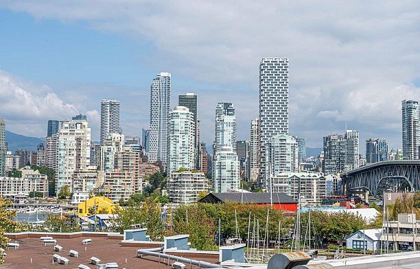 604 1508 Mariner Walk False Creek