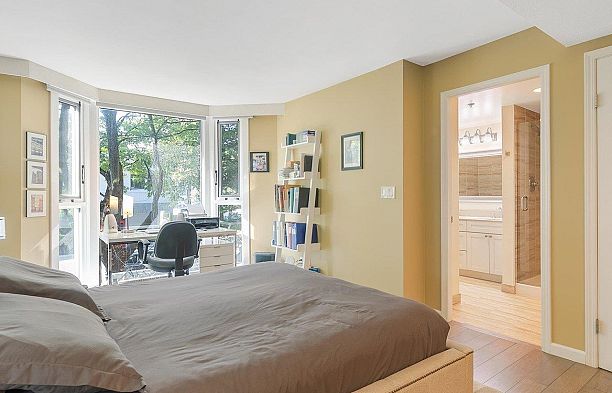 1490 Hornby Street Yaletown