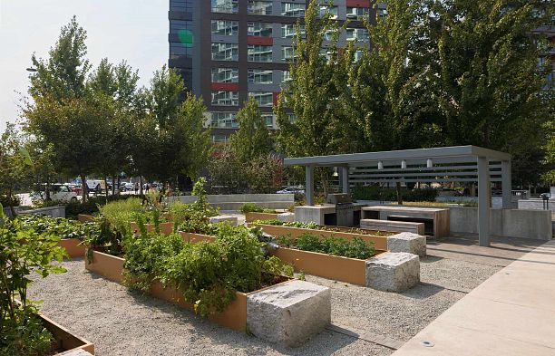 1013 1768 Cook Street False Creek