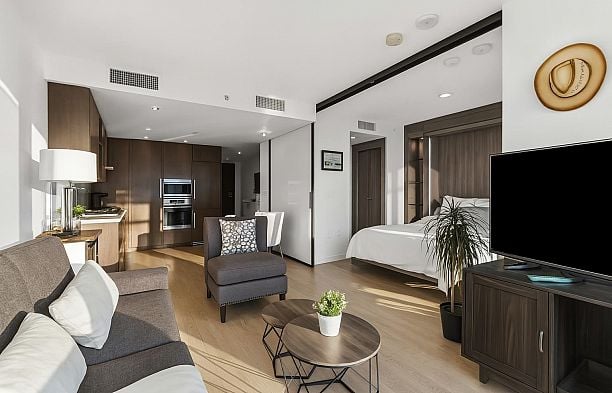 1387 87 Nelson Street Yaletown