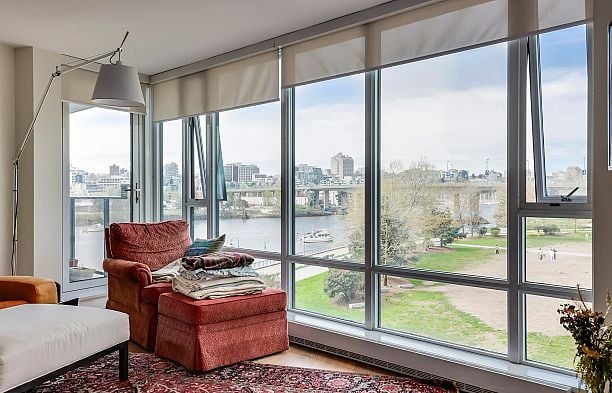 503 8 Smithe Mews Yaletown