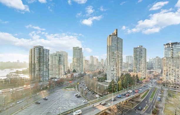 1387 87 Nelson Street Yaletown