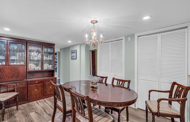 661 W 20th Avenue Cambie