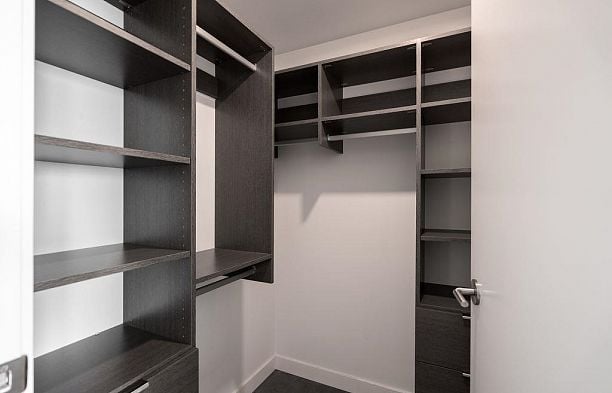 4208 1480 Howe Street Yaletown