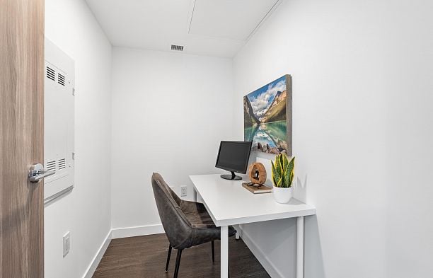 1585 87 Nelson Street Yaletown