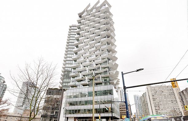 1201 620 Cardero Street Coal Harbour