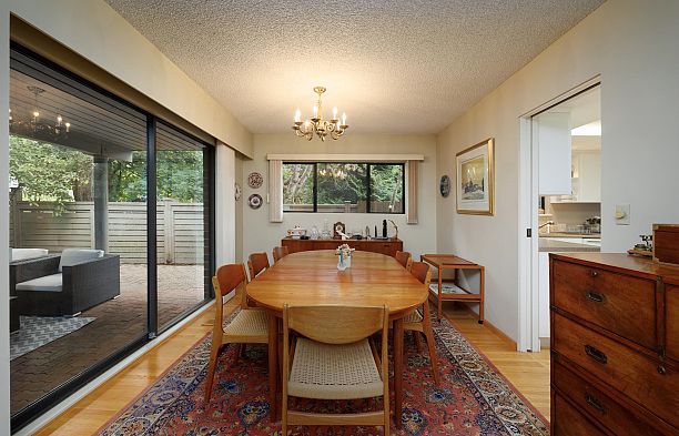 4042 Yew Street Quilchena