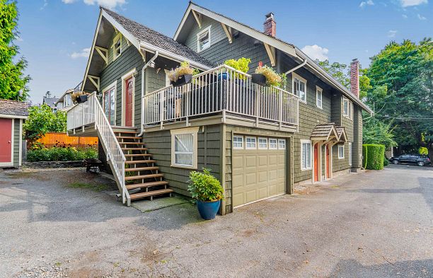 4 2535 W 6th Avenue Kitsilano