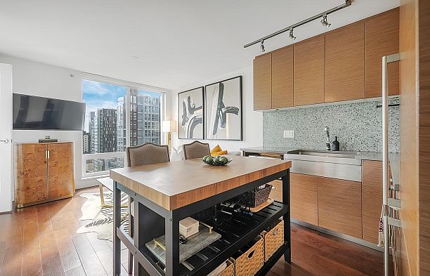 1502 565 Smithe Street Downtown VW