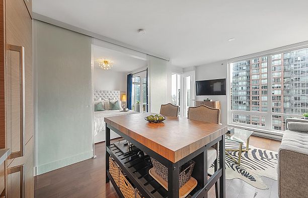 1502 565 Smithe Street Downtown VW