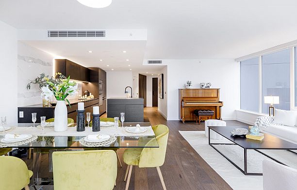 1201 620 Cardero Street Coal Harbour