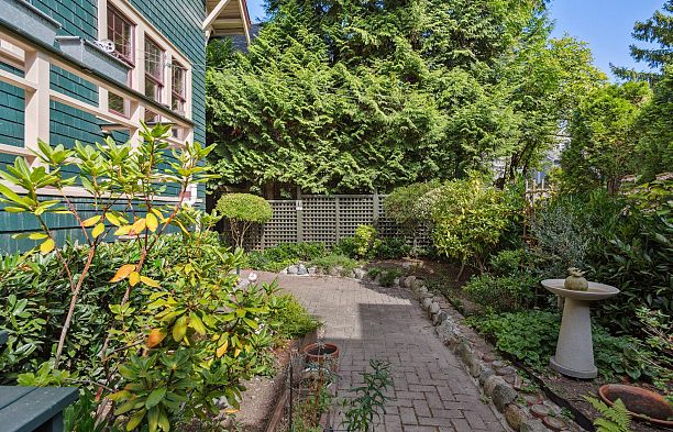 1842 Macdonald Street Kitsilano