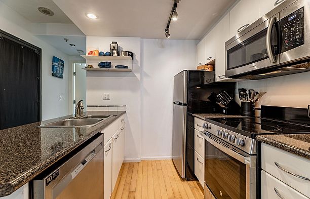 509 1331 West Georgia Street Coal Harbour