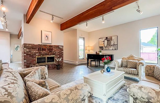 2236 W 18th Avenue Arbutus
