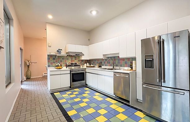 2236 W 18th Avenue Arbutus