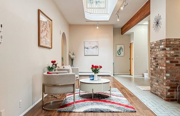 2236 W 18th Avenue Arbutus