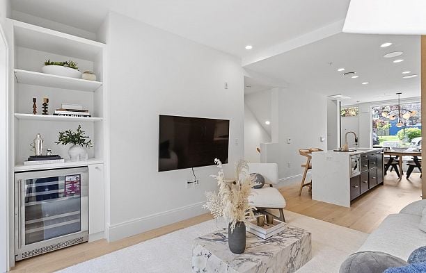 555 W 26th Avenue Cambie