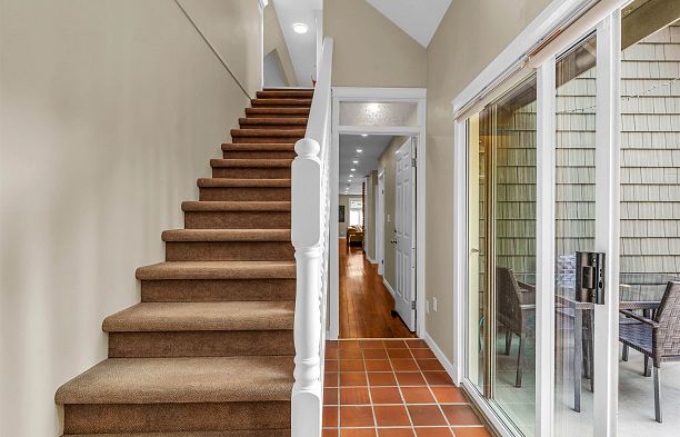 4 2535 W 6th Avenue Kitsilano