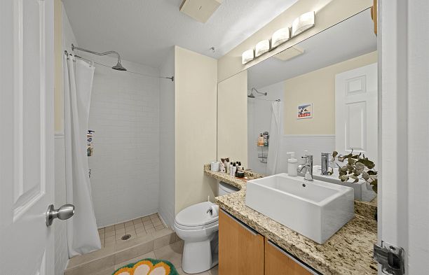 1868 W 8th Avenue Kitsilano