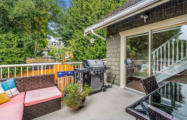 4 2535 W 6th Avenue Kitsilano