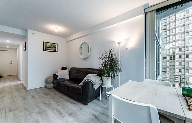 509 1331 West Georgia Street Coal Harbour