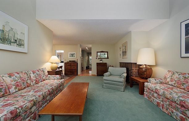 4042 Yew Street Quilchena