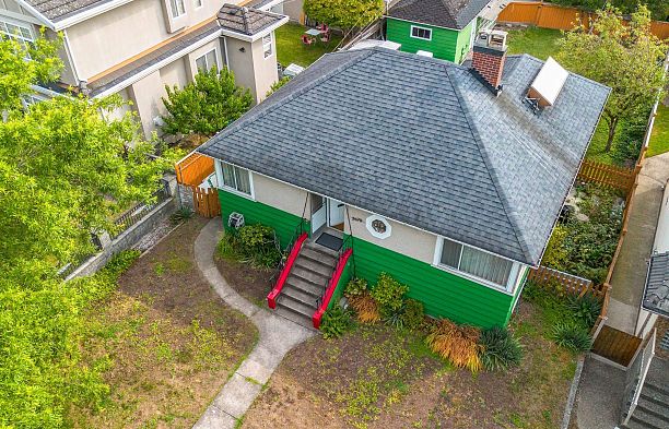 5670 Columbia Street Cambie