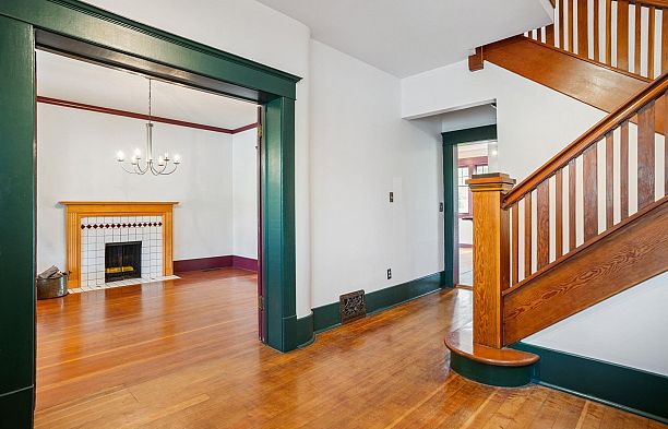 1842 Macdonald Street Kitsilano