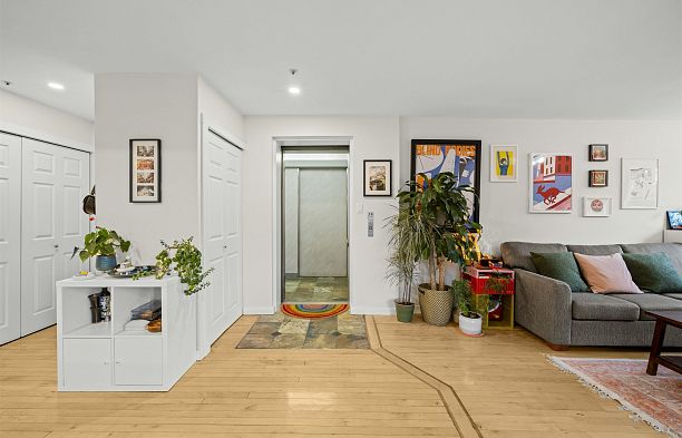 1868 W 8th Avenue Kitsilano
