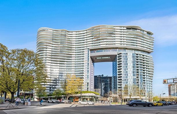 1585 87 Nelson Street Yaletown