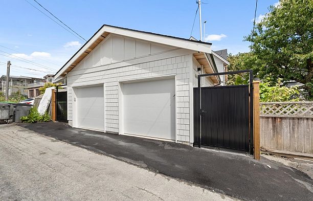 1 332 E 20th Avenue Main