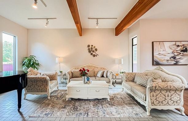 2236 W 18th Avenue Arbutus