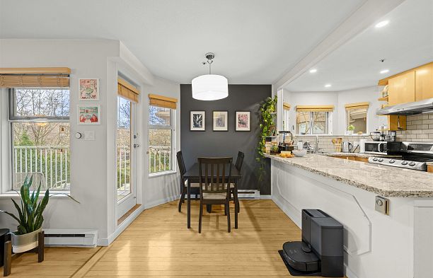 1868 W 8th Avenue Kitsilano