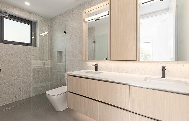 2 3186 W 11th Avenue Kitsilano