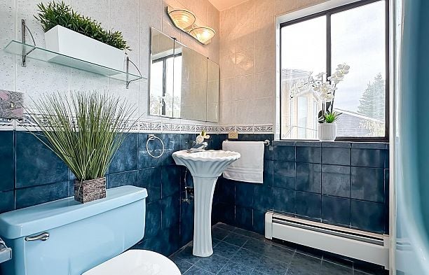 2236 W 18th Avenue Arbutus