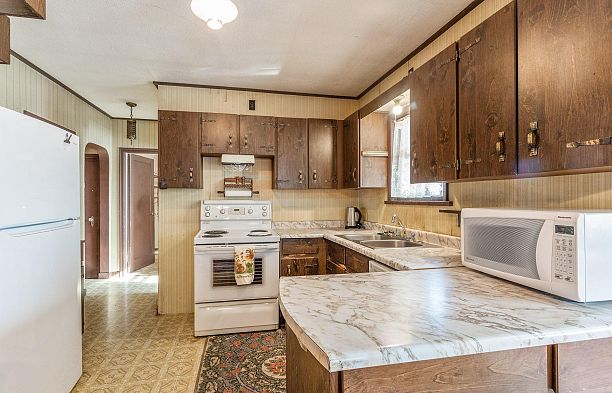 5670 Columbia Street Cambie